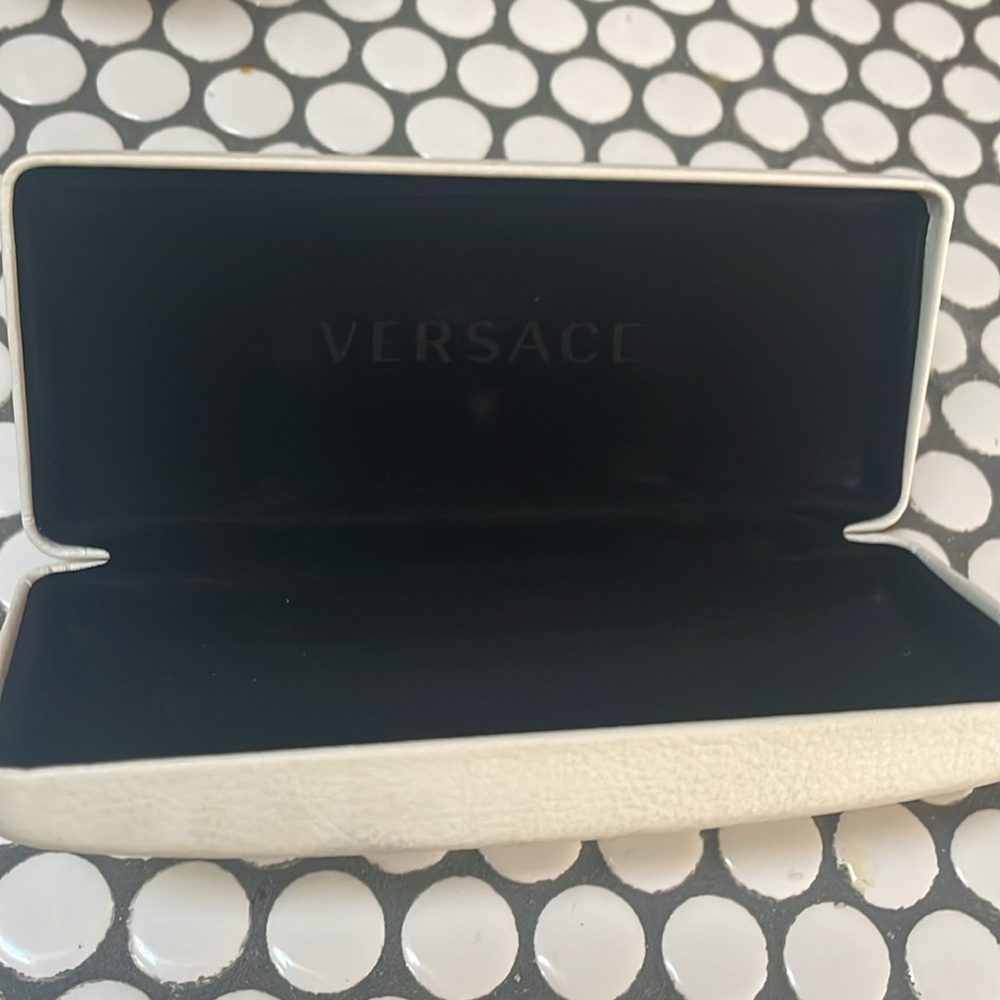 Authentic Versace sunglasses case - Picture 3 of 3